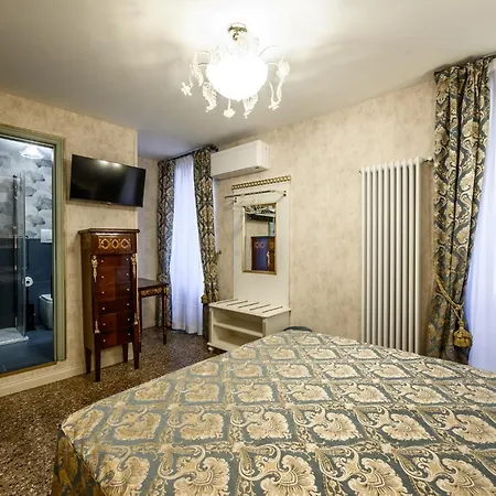 Ca Rialto 4122 Luxury Terrace